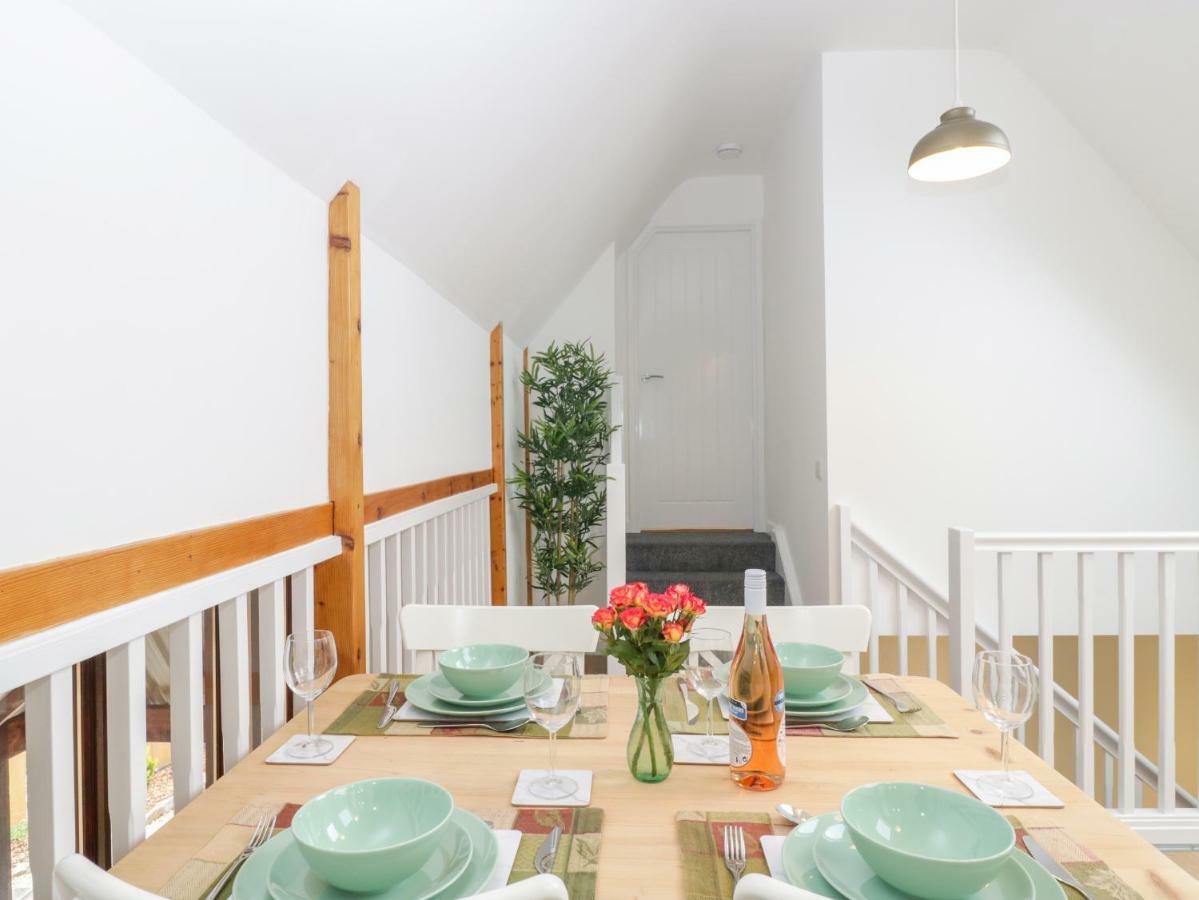 The Forge Villa Winscombe Dış mekan fotoğraf