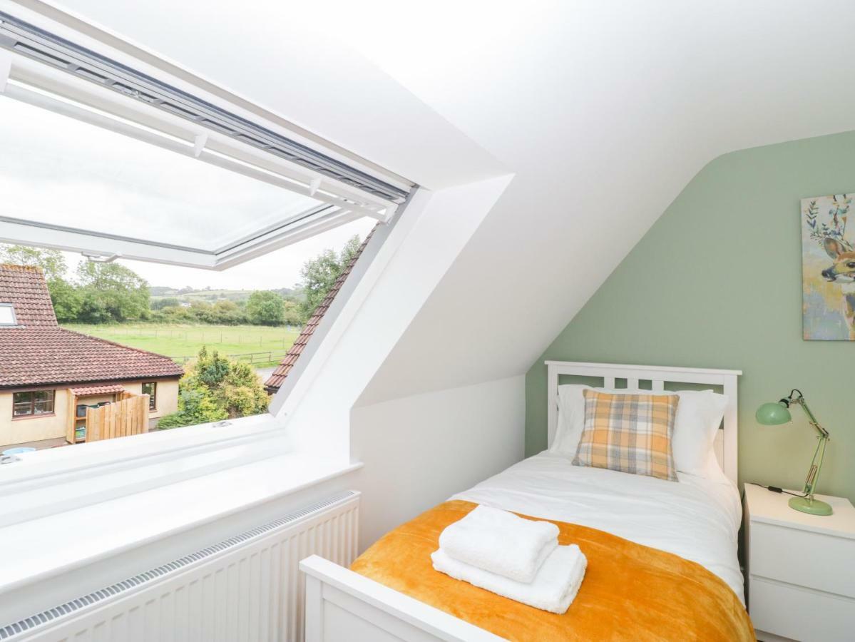 The Forge Villa Winscombe Dış mekan fotoğraf